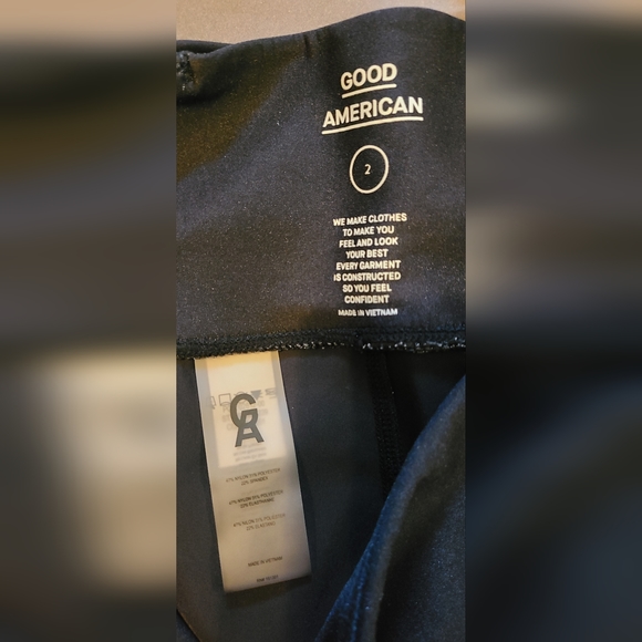 Good American Ombre Bike Shorts - Picture 5 of 6